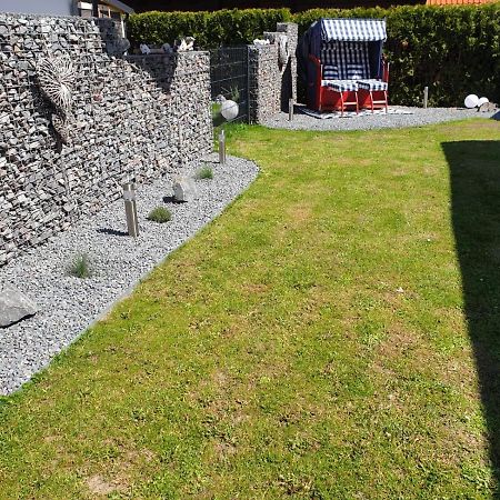 Ferienhaus Ostseeblick Ruegen ザスニッツ エクステリア 写真