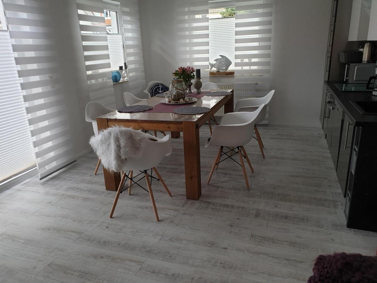 Ferienhaus Ostseeblick Ruegen ザスニッツ エクステリア 写真