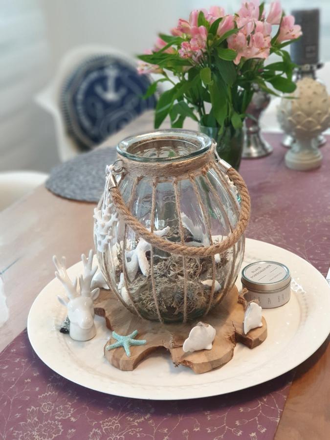 Ferienhaus Ostseeblick Ruegen ザスニッツ エクステリア 写真