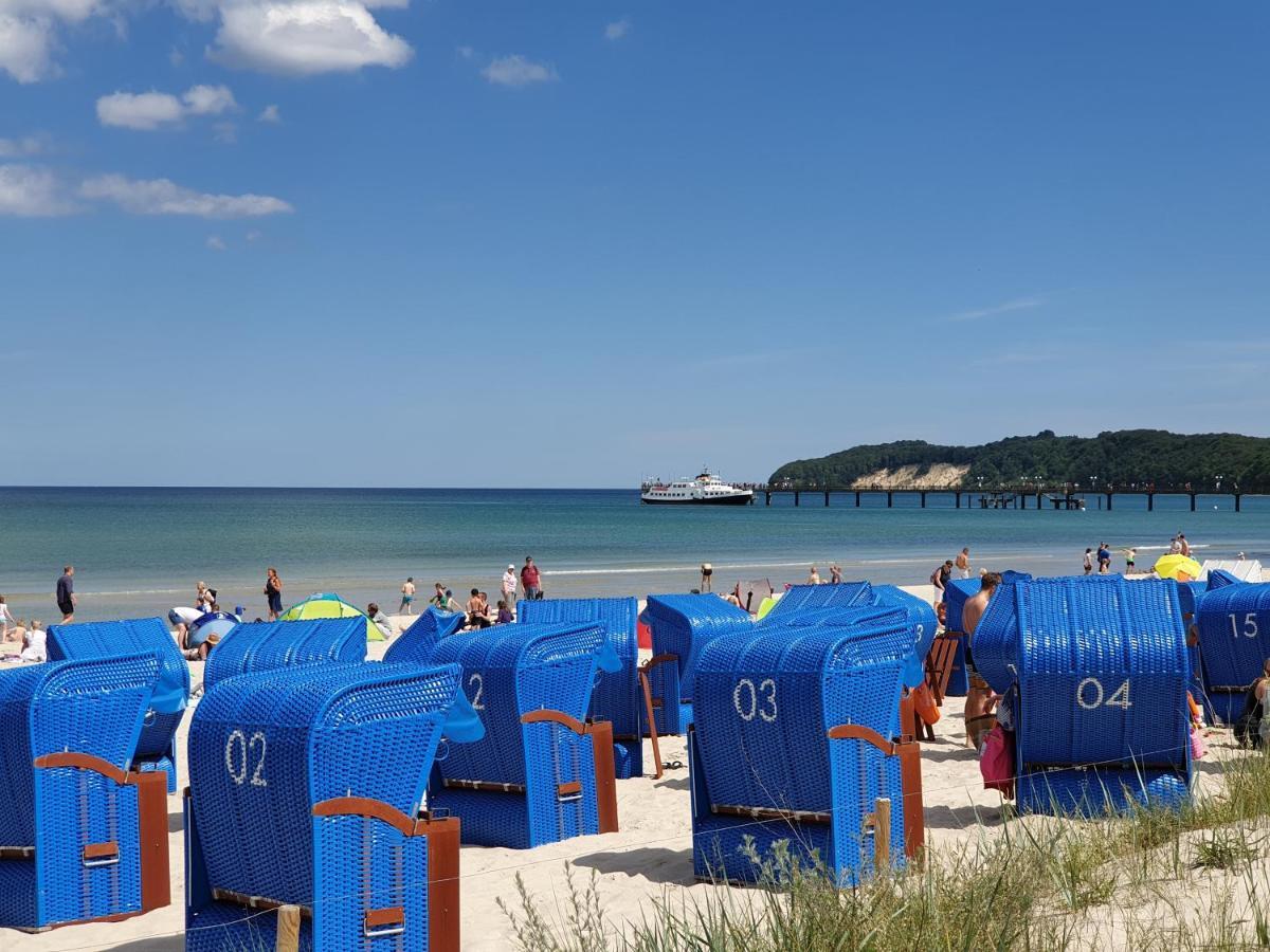 Ferienhaus Ostseeblick Ruegen ザスニッツ エクステリア 写真